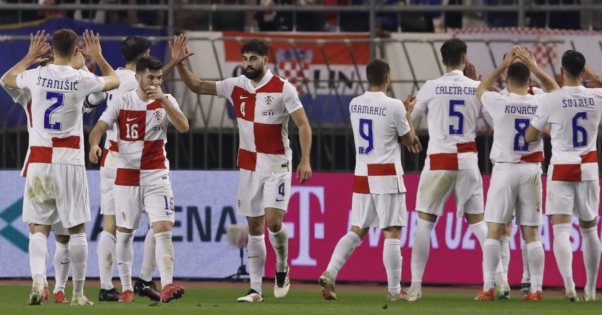 王钰栋,欧洲赛场翘,首以盼你的,足球比分,足球直播,足球比分直播,球探体育