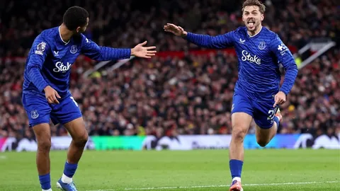 星际迷航第8集剧评：舰队学院医生集锦时刻